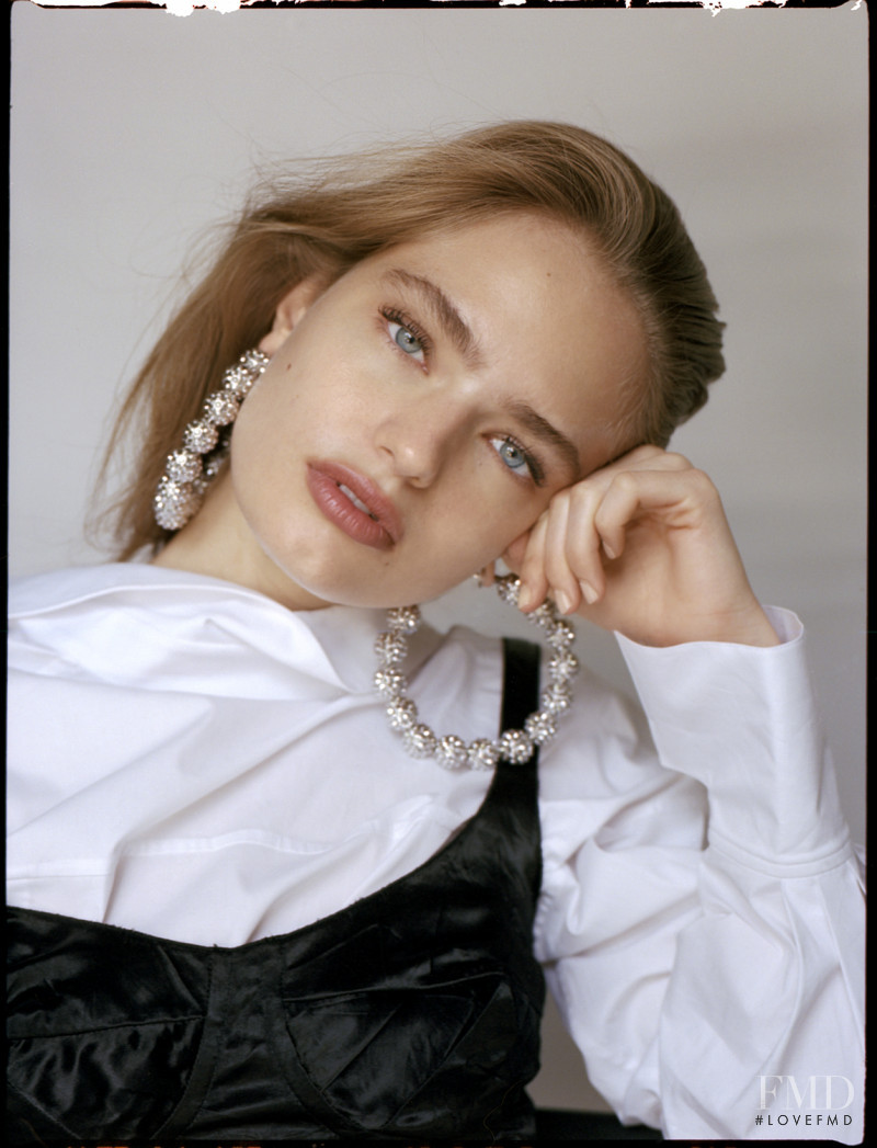 Anna Mila Guyenz featured in Anna Mila, October 2018