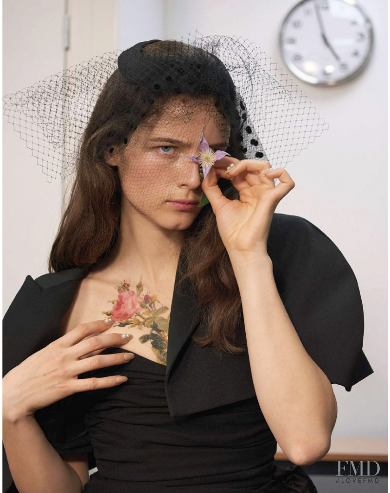 Anna de Rijk featured in Aroma of romance, April 2019