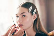 This is How Supermodel Grace Elizabeth Gets Ready for the Biggest Fashion Party of the Year