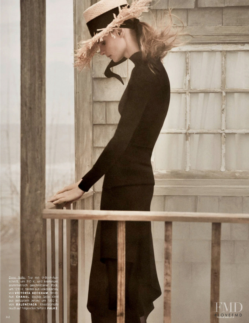 Julia Stegner featured in Julia   Kasper, May 2019