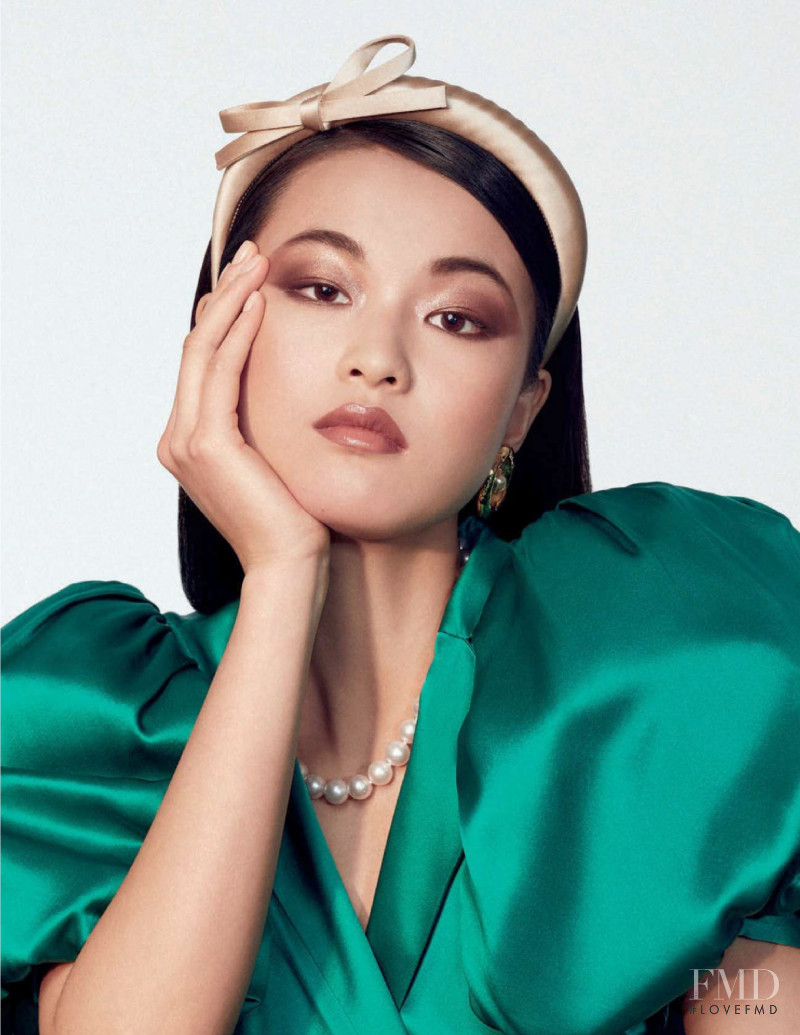 Xin Xie featured in Una Jaula De Brillos, May 2019