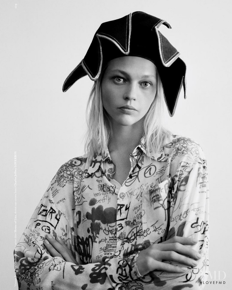 Sasha Pivovarova featured in Sasha Pivovarova, February 2019