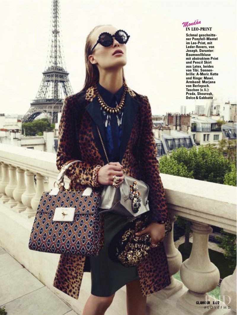 Egle Jezepcikaite featured in Bonjour Madame Pompadour, October 2012