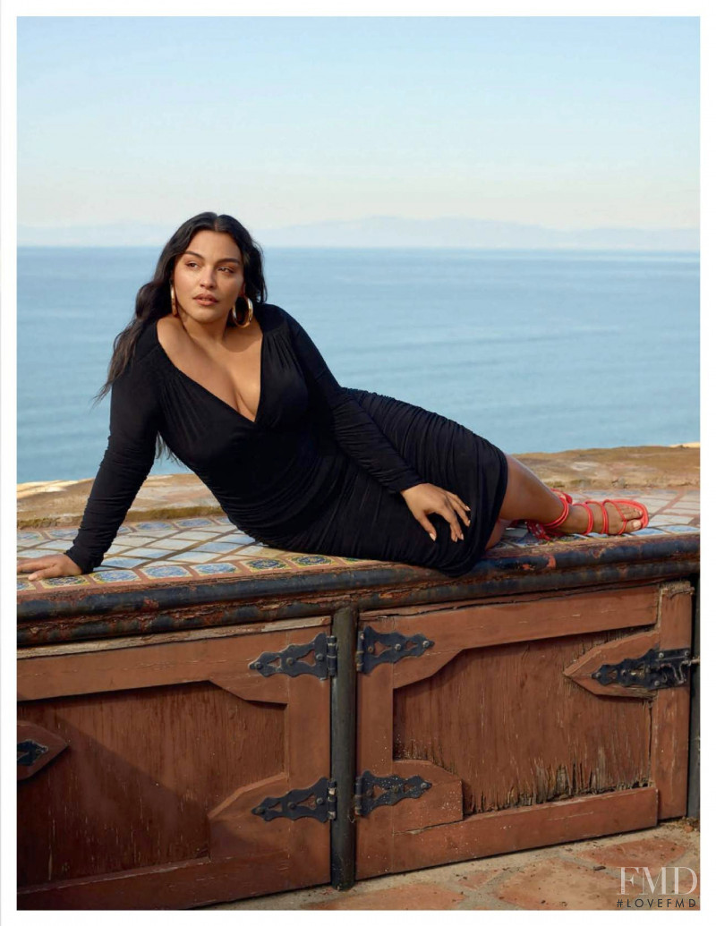 Paloma Elsesser featured in Diva De Playa, June 2019