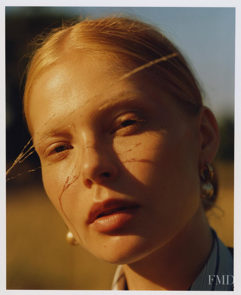 Sofie Theobald featured in Sofie Theobald, October 2017