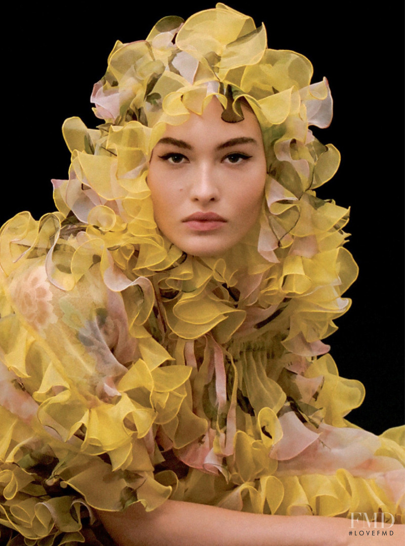 Grace Elizabeth featured in Portrait of a Bride, May 2019