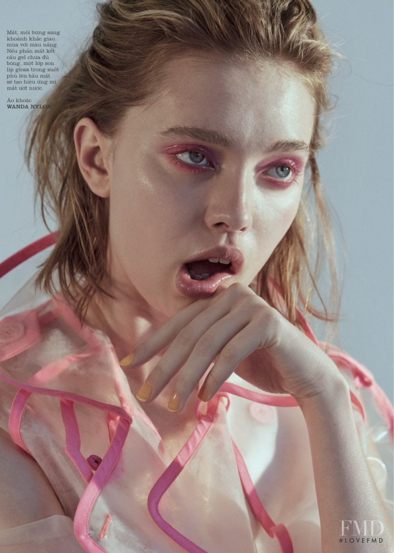 Lila Flowers featured in But Chi Mau Mua Thu, October 2018