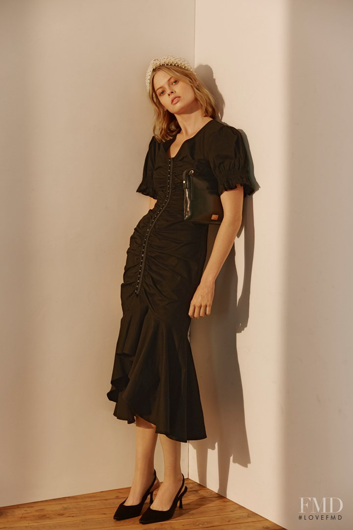 Holly Magson featured in 12 Stylish Spring Racing Outfit Ideas For Every Dress Code, October 2018