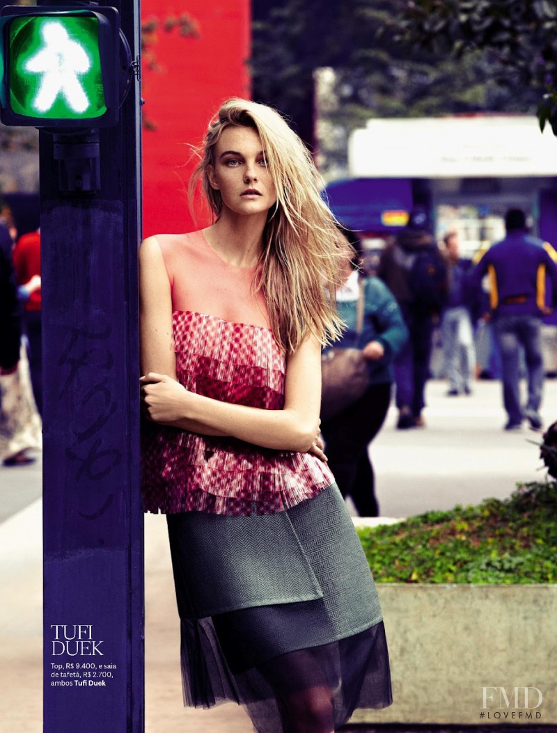 Caroline Trentini featured in Conexao Fashion, September 2012