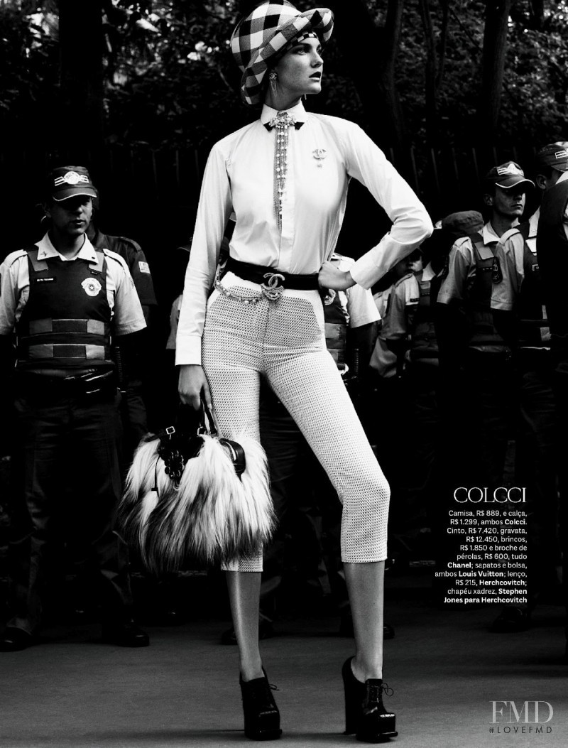 Caroline Trentini featured in Conexao Fashion, September 2012