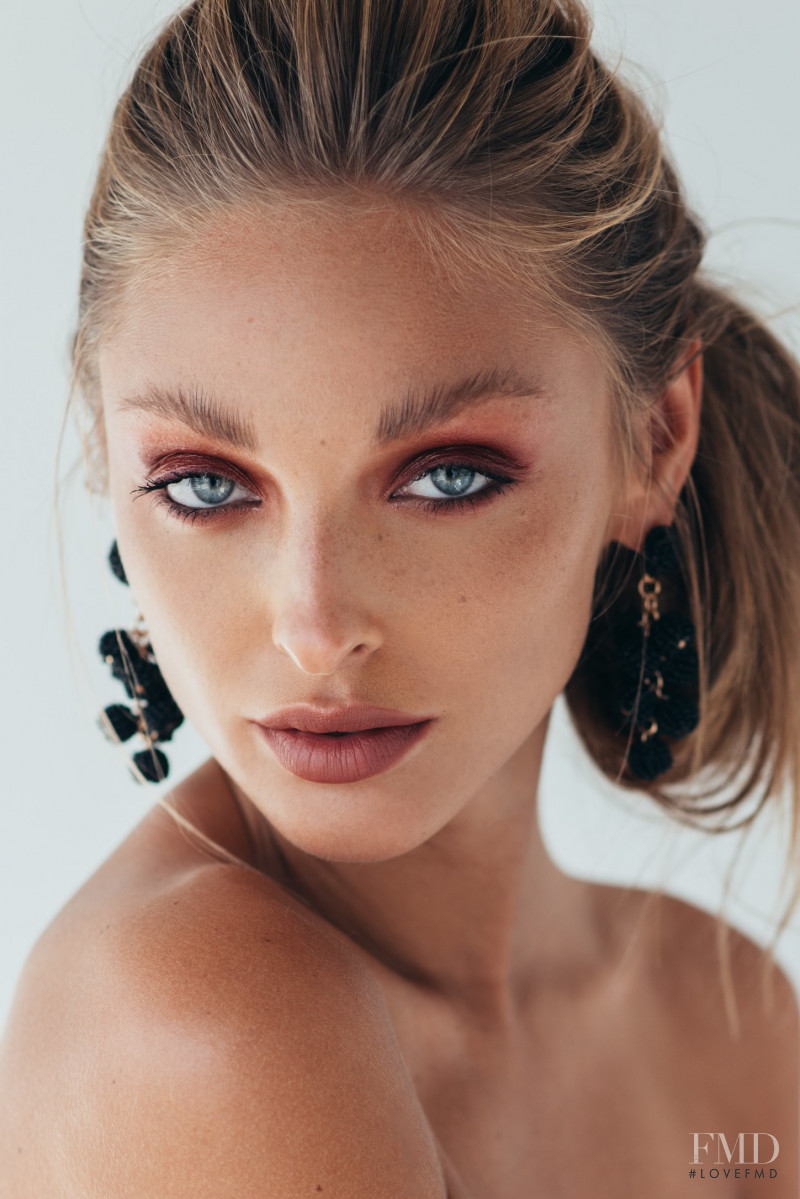 Kristina Sheiter featured in Beauty, August 2018