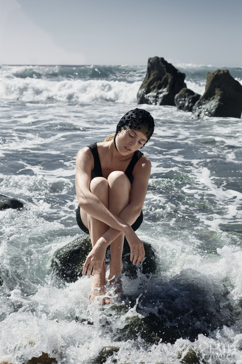 Tayla Du Mont, July 2019
