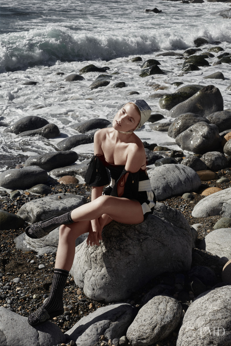 Tayla Du Mont, July 2019
