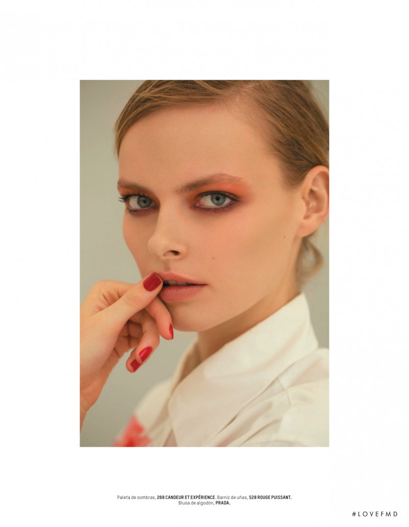 Elza Luijendijk Matiz featured in Obsesion, December 2016