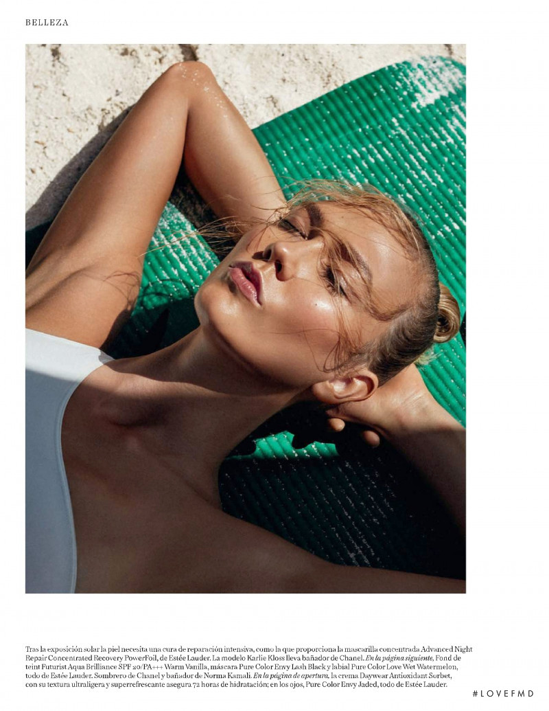 Karlie Kloss featured in Con Un Pie En La Playa, August 2019