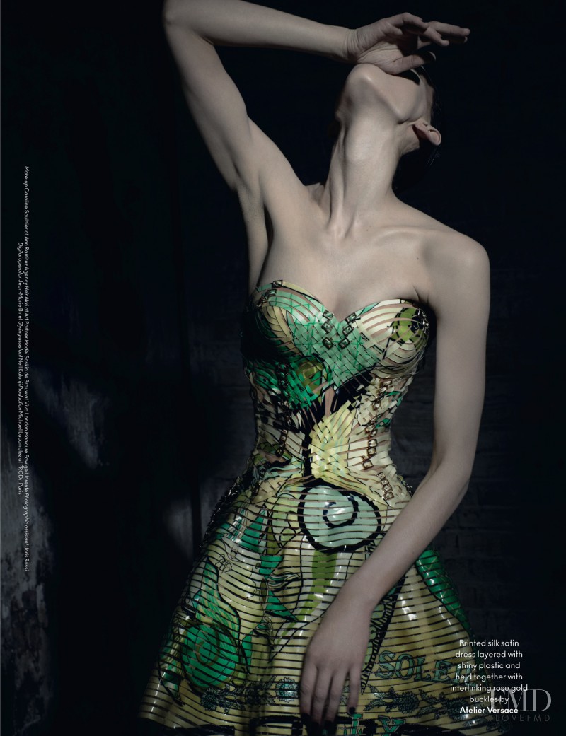 Saskia de Brauw featured in Modern Couture, September 2012