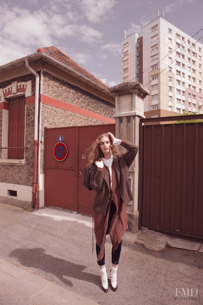 Vanessa Axente featured in Escaping Paris, September 2012