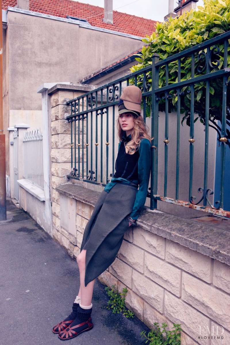 Vanessa Axente featured in Escaping Paris, September 2012