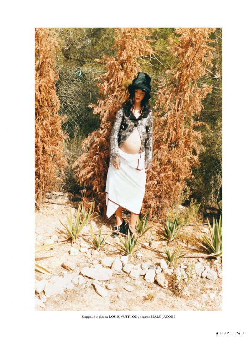 Mariacarla Boscono featured in Madre Terra, October 2012