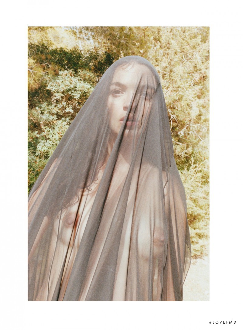 Mariacarla Boscono featured in Madre Terra, October 2012