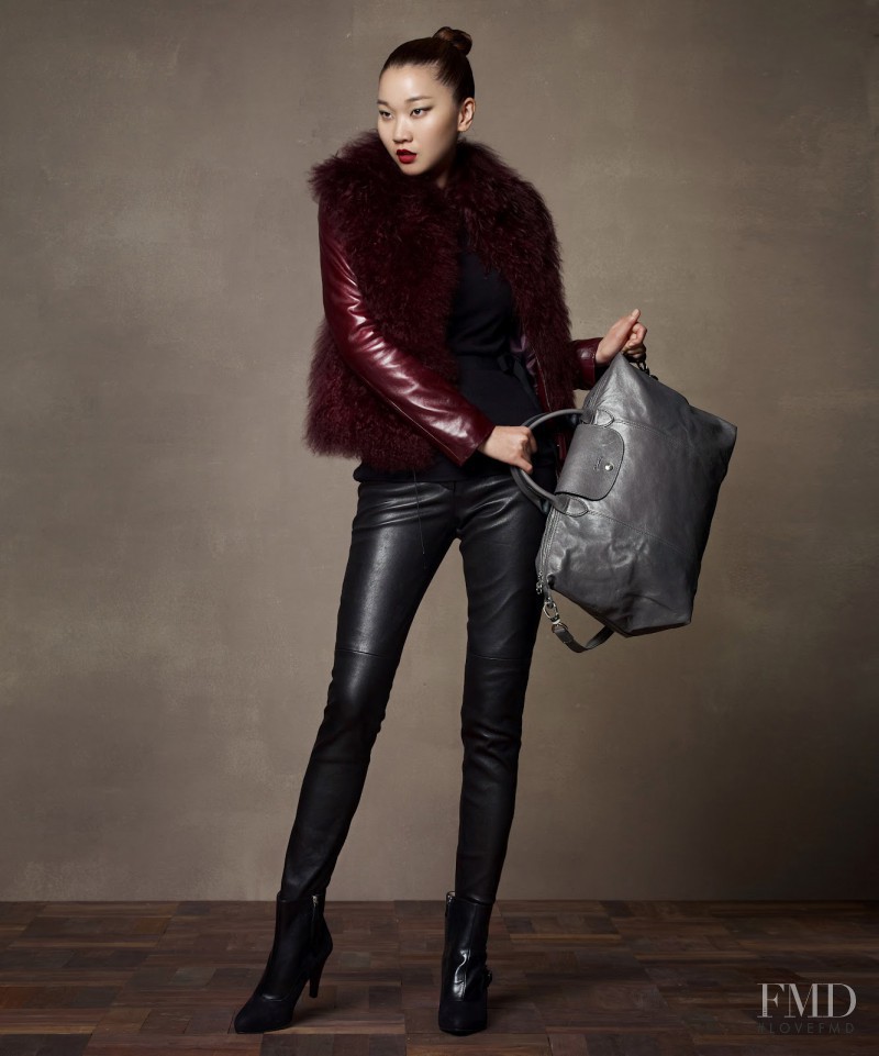 Yoon Ju Jang featured in It\'s In the Bag!, October 2012