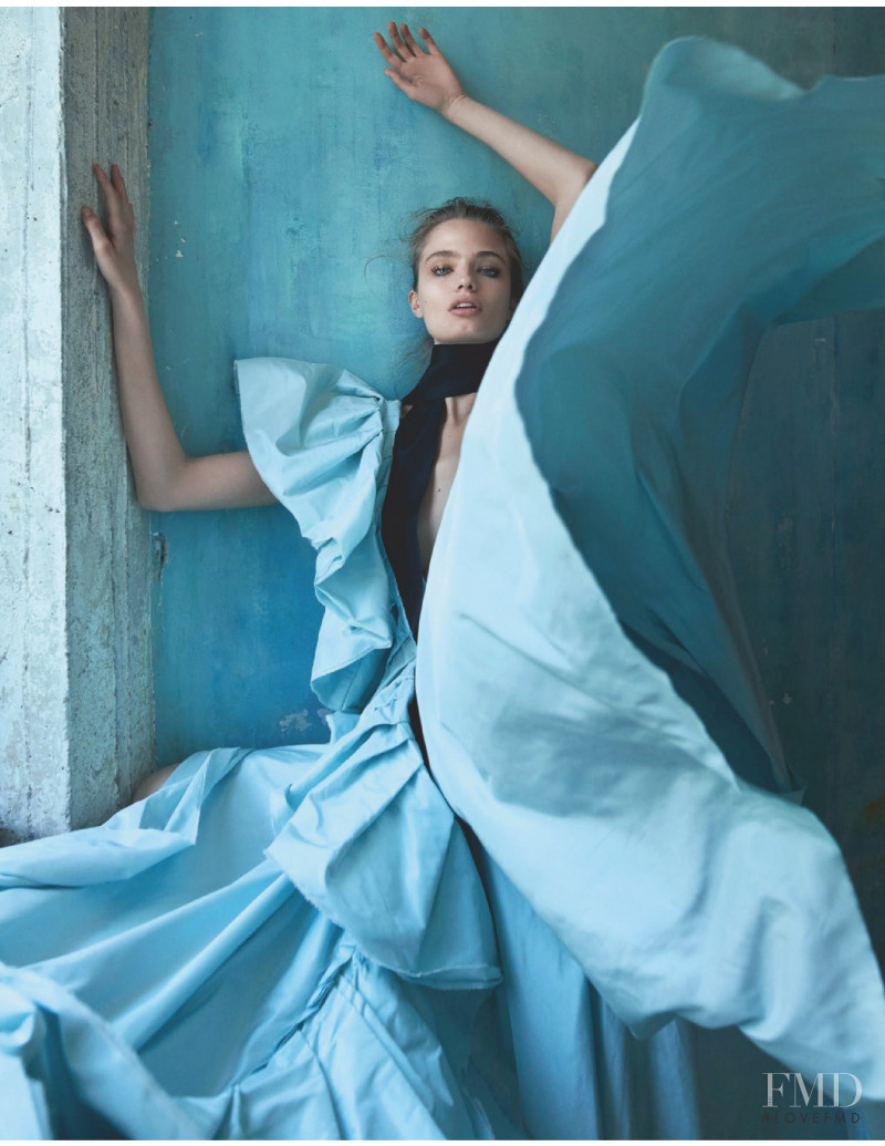 Anna Mila Guyenz featured in Dreamlike Beauty, August 2019