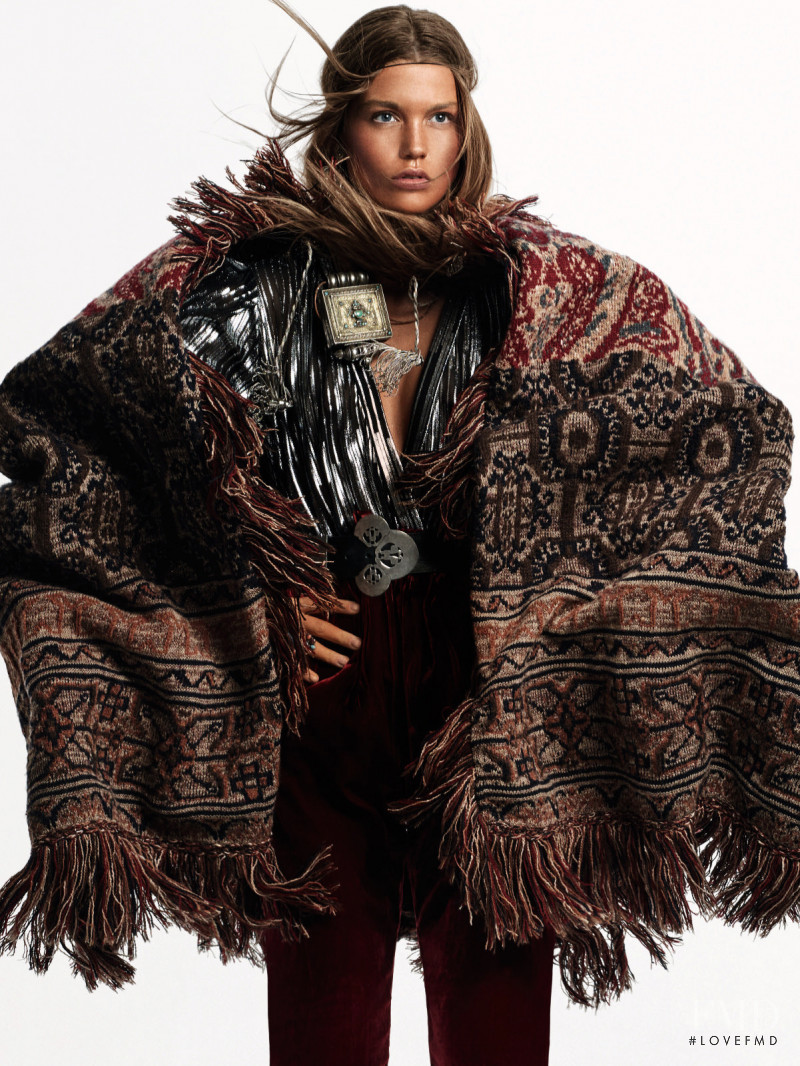 Luna Bijl featured in Gypsy Girl, October 2019