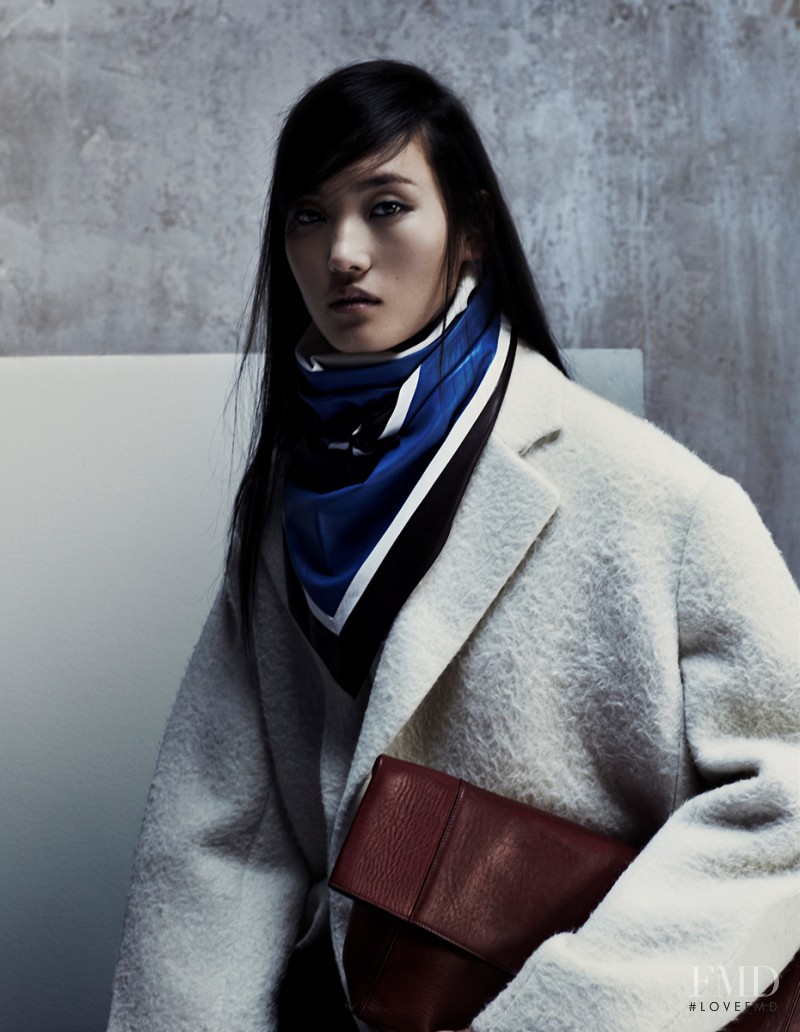 Lina Zhang featured in New Minimalism, October 2012