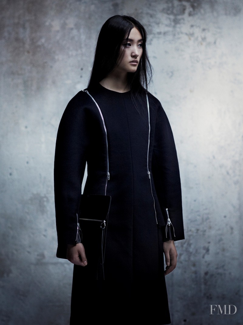 Lina Zhang featured in New Minimalism, October 2012