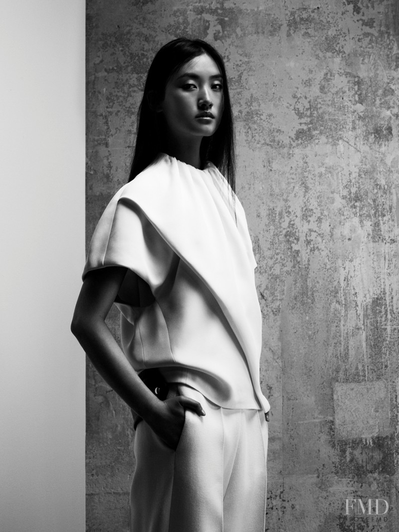 Lina Zhang featured in New Minimalism, October 2012