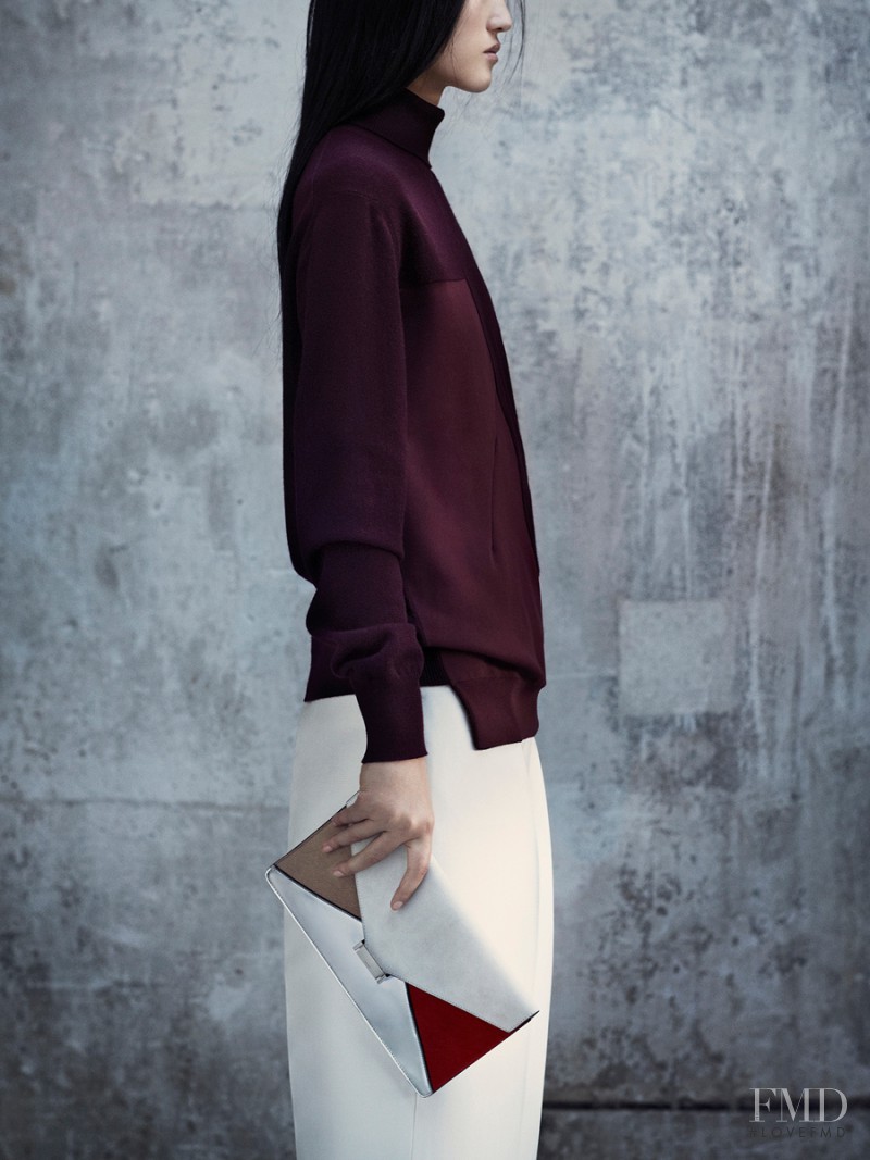 Lina Zhang featured in New Minimalism, October 2012