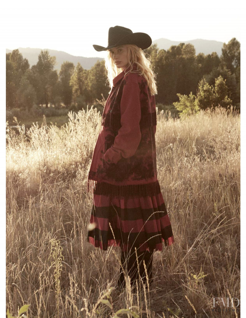 Hailey Baldwin Bieber featured in Big Country, October 2019