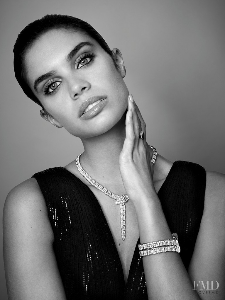 Sara Sampaio featured in Sara Sampaio, December 2017