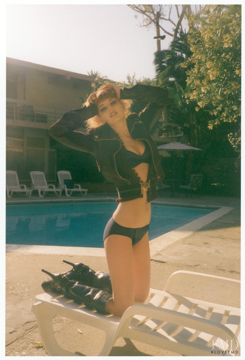 Lydia Hearst featured in Hollywood Hills, September 2007