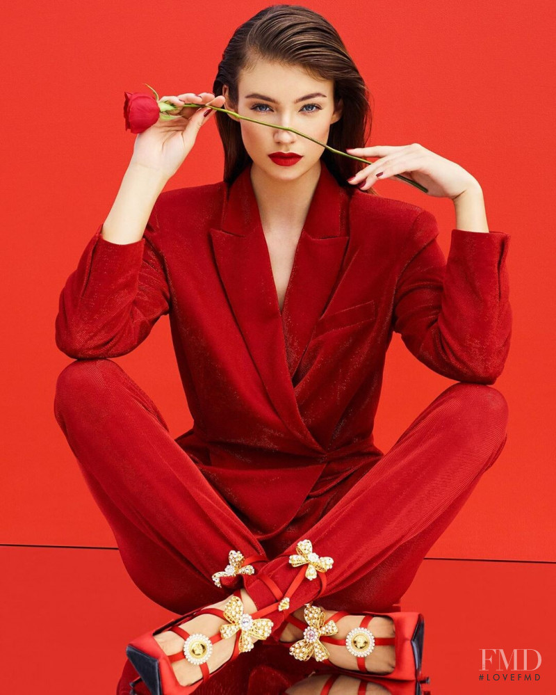 Lorena Rae featured in Velvet Crush, November 2019