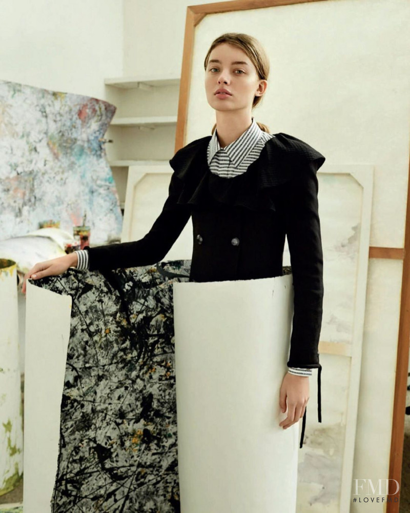 Giulia Maenza featured in Moda Sobre Lienzo, February 2020