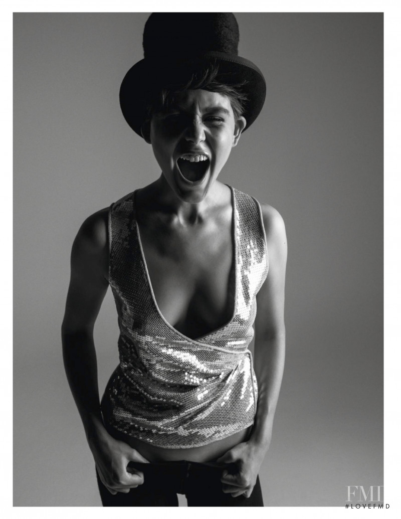 Vivienne Rohner featured in Lola, Jill, Fran, Vivienne et Anita, February 2020