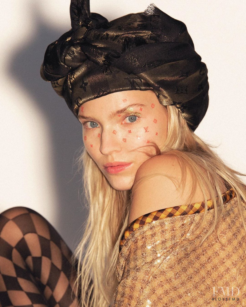 Sasha Luss featured in Sasha Luss, February 2020