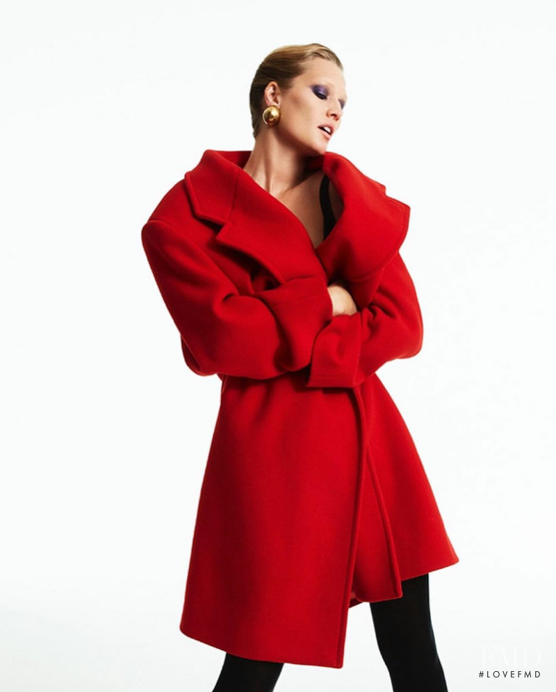 Toni Garrn featured in Toni Garrn, February 2020