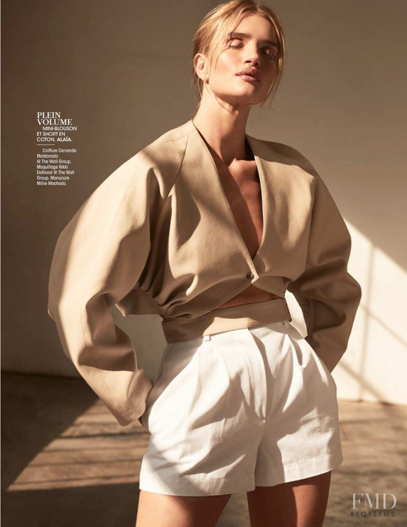 Rosie Huntington-Whiteley featured in Un Reissute En Beaute, February 2020