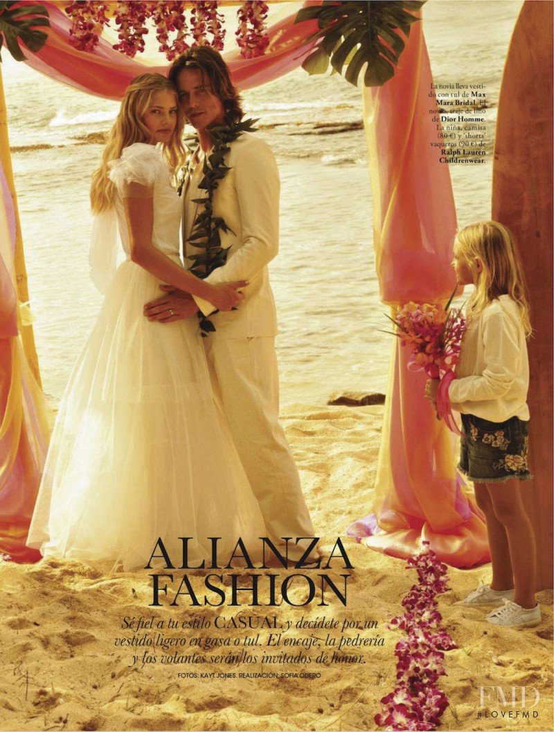 Tori Praver featured in Alianza Fashion, November 2012