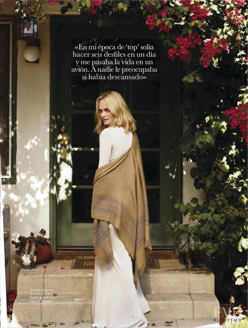 Amber Valletta featured in Espiritu Libre, November 2012