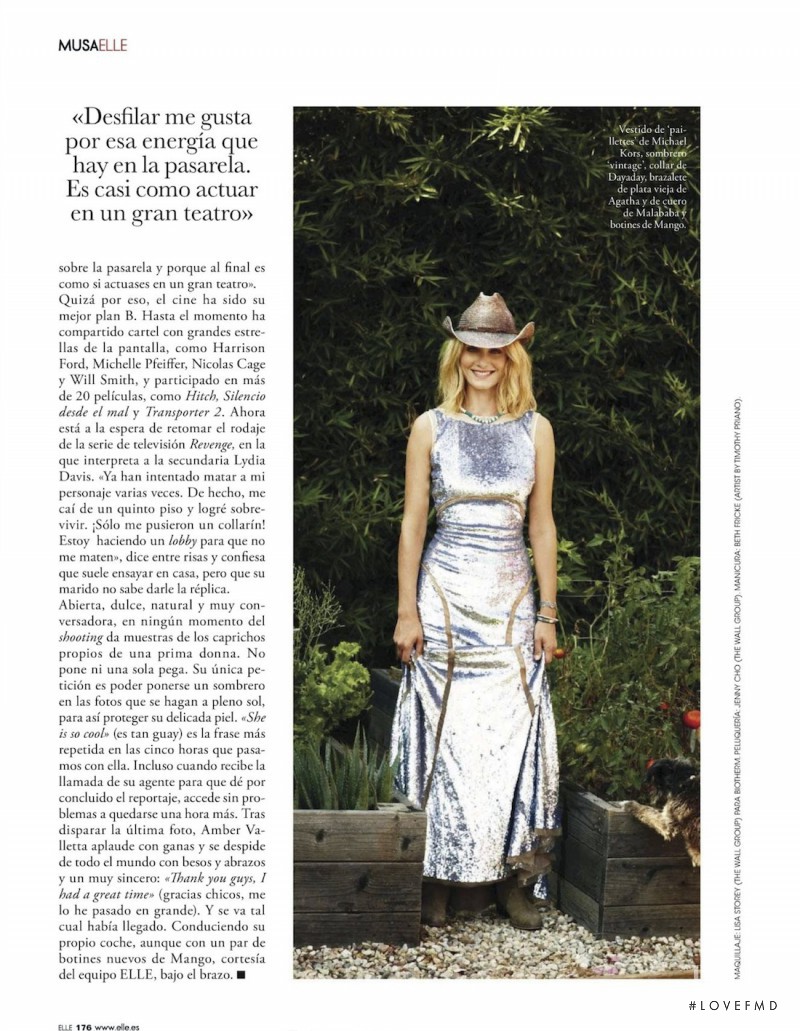 Amber Valletta featured in Espiritu Libre, November 2012