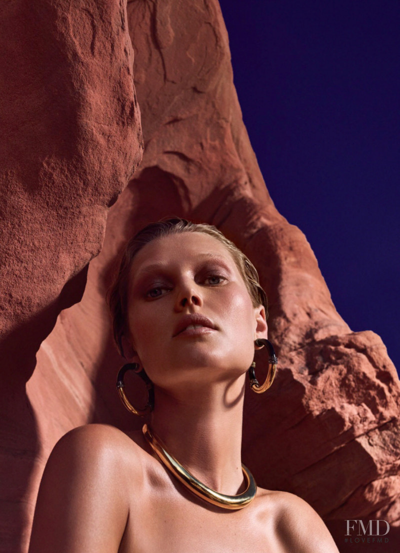 Toni Garrn featured in New Frontier, March 2020