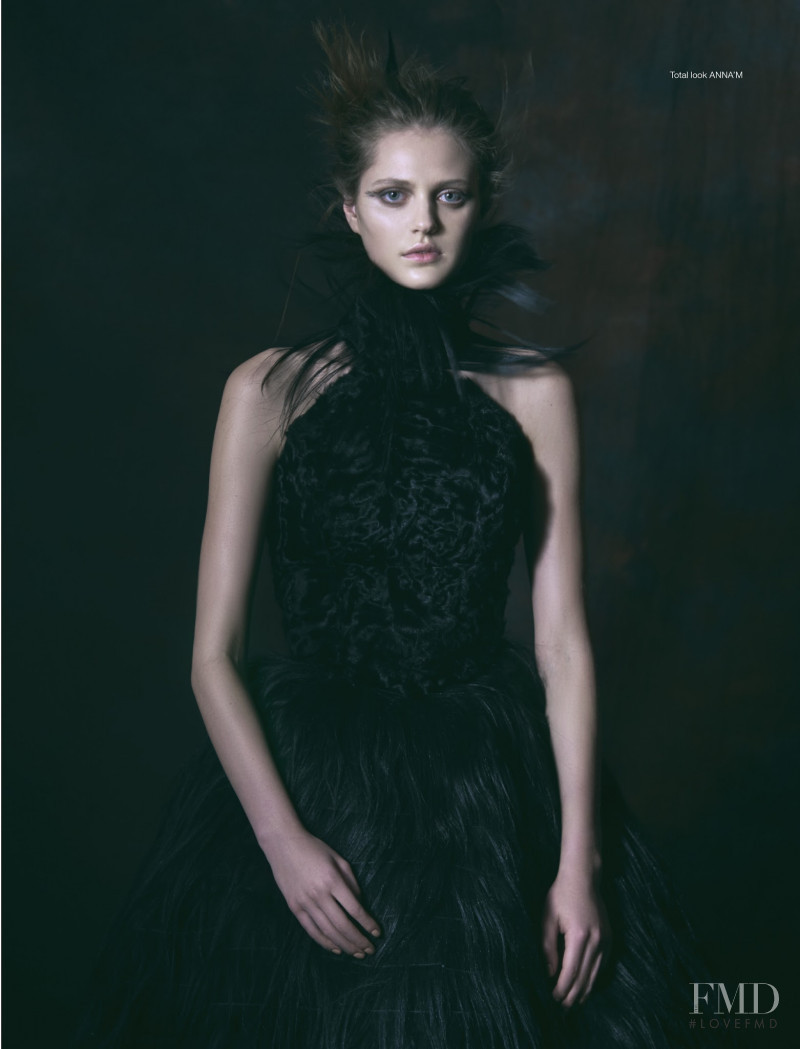 Natalia Bulycheva featured in Black Swan, January 2016