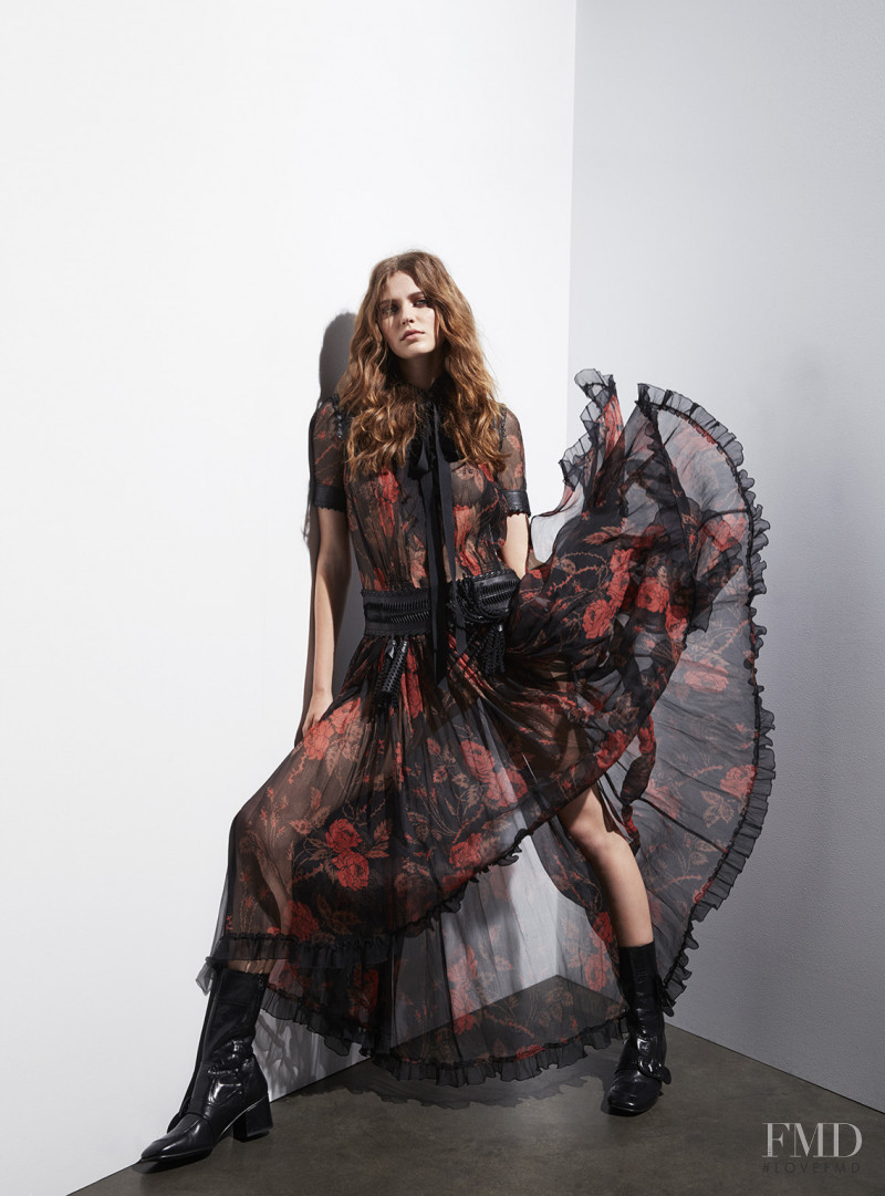 Natalia Bulycheva featured in Art Moves Fashion, November 2018