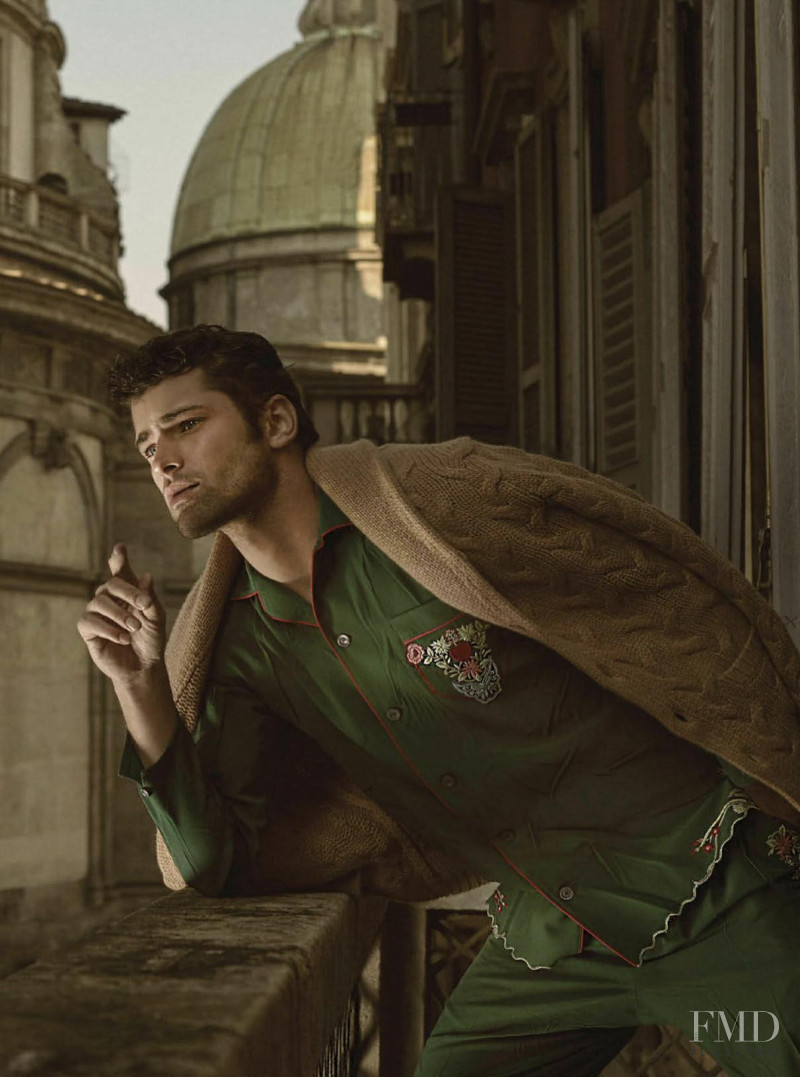 Sean OPry featured in Episodios Milaneses, September 2016