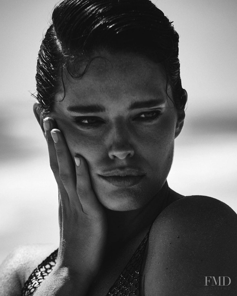 Emily DiDonato featured in Reves D\'ete, April 2020