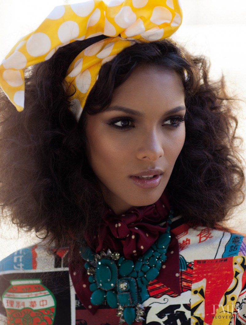 Lais Ribeiro featured in Carioca Global, November 2012