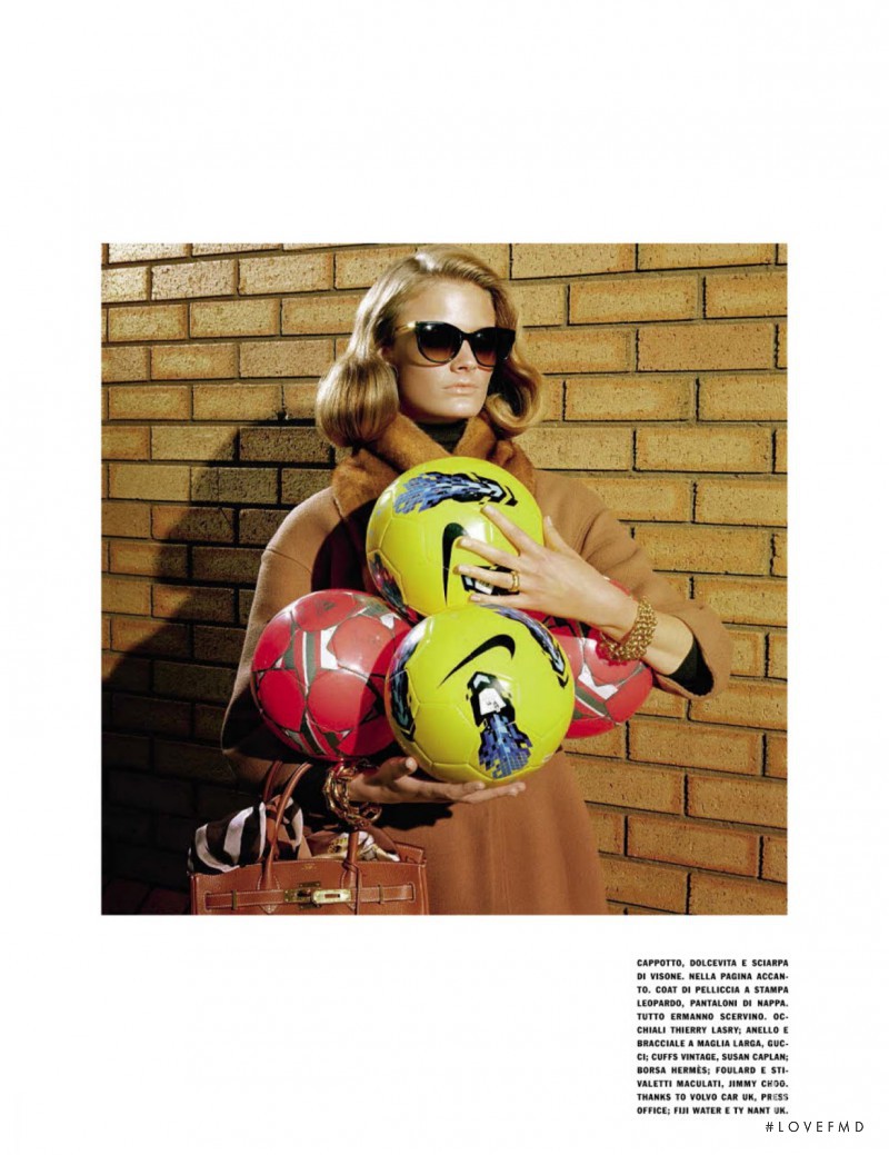 Constance Jablonski featured in A Perfect Mom, November 2012